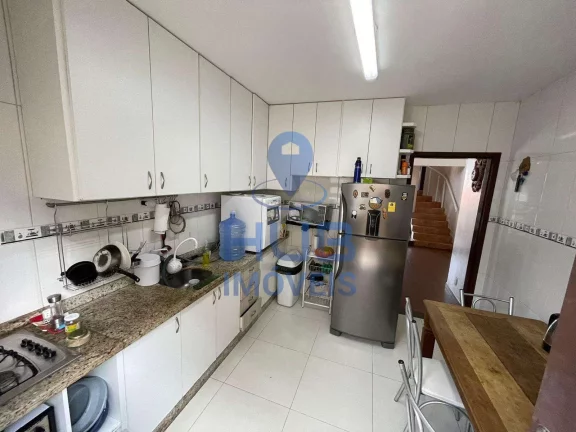 Imagem Casa à Venda, 272 m², 4 Dormitórios (2 Suítes), Pantanal, Florianópolis/SC