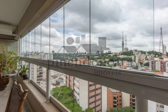 Imagem Apartamento em Perdizes com 03 suítes e 04 vagas, 166m²