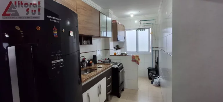 Imagem Imperdível oportunidade: Apartamento à venda em Praia Grande-SP, bairro Ocian, 2 quartos, 1 suíte, 2 salas, 2 banheiros, 1 vaga.