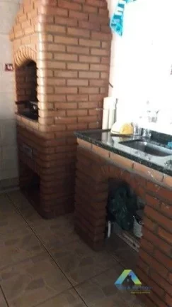 Imagem DIADEMA Sobrado 188M², 3 dormitórios, 2 vagas com ótima localização e valor !!!