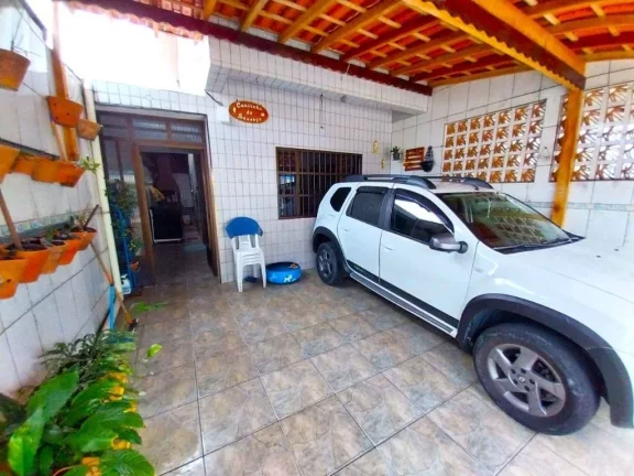 Imagem Sobrado com 2 dormitórios à venda, 95 m² por R$ 360.000,00 - Caiçara - Praia Grande/SP