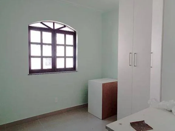 Imagem  CASA 3 QUARTOS C/ 278M² - VILA VALQUEIRE - RJ  Área(s): 282 m² de área terreno, 278 m² de área construída LEILÃO ÚNICO 12/01/2026 - VALOR INICIAL DE VENDA: R$ 483.000,00