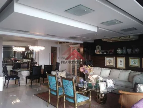Imagem Apartamento com 4 dormitórios à venda, 240 m² por R$ 3.200.000,00 - Icaraí - Niterói/RJ