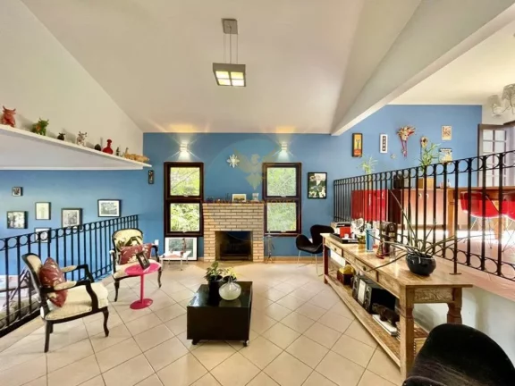 Imagem Casa em Condomínio a Venda no bairro Granja Viana - Carapicuíba, SP