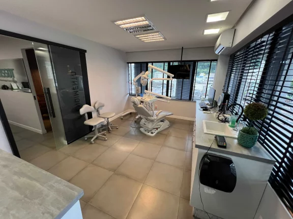 Imagem Sala Comercial no Centro de Balneário Camboriú