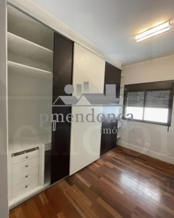 Imagem Apartamento a venda Rua Cayowaa com 176m², 3 suítes e 2 vagas + depósito.