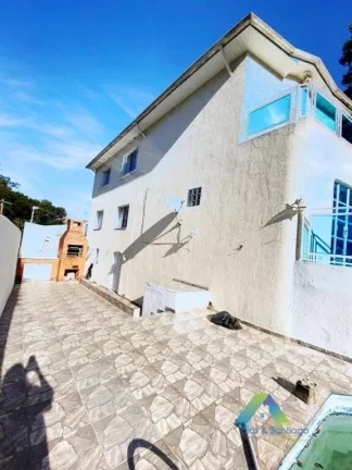 Imagem Belíssimo sobrado,4 dormitórios, 1 suíte com closet, escritório, sala de estar, sala de jantar, lavabo, cozinha espaçosa, despensa, lavanderia.
