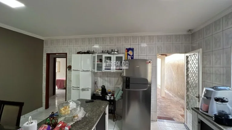 Imagem Casa à venda no Jardim Maracanã, Uberaba - 3 dormitórios, suíte, 2 garagens