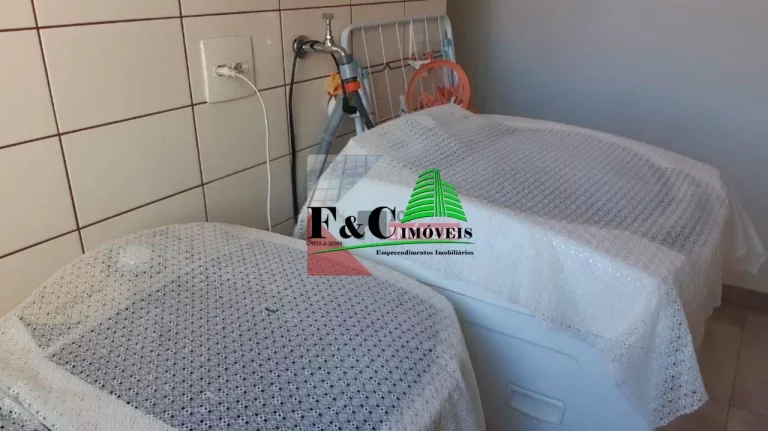 Imagem Sobrado para Venda em Santa Bárbara D`Oeste, Jardim Batagin, 2 dormitórios, 1 suíte, 1 banheiro, 2 vagas