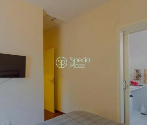 Imagem Casa maravilhosa em condominio fechado apenas 4 casas em um área verde de 2.500m² Casa em condomin...