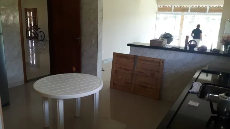 Imagem Casa a venda no condomínio Fazenda Victoria - Porangaba/SP.