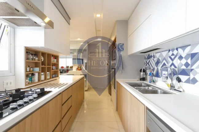 Imagem Venda de Apartamento de Luxo em Água Branca, São Paulo-SP 4 Quartos, 2 Suítes, 5 Banheiros, 3 Vagas, 241m²