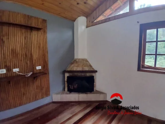 Imagem Casa a Venda Localizado no Condomínio Cidade do Sol em Campos do Jordão-SP.