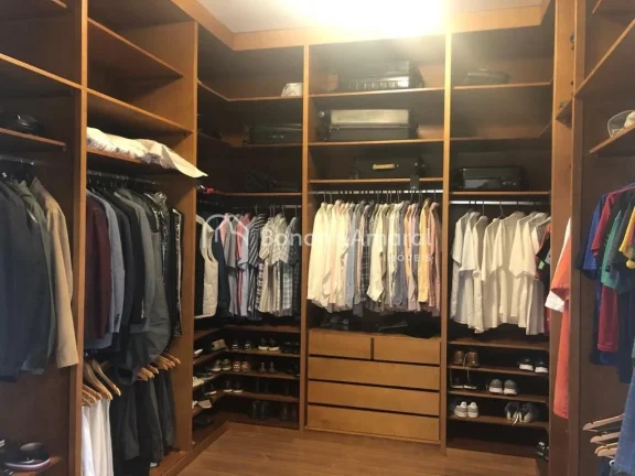 Imagem Venda , casa , condomínio Alphaville , em Campinas . 
Imponente casa à venda com área privativa d...
