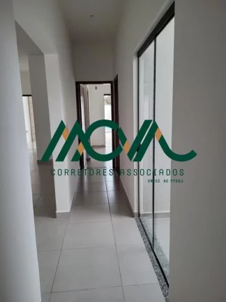 Imagem Casa com Piscina em Itapoá, 3 quartos sendo 1 suíte, pertinho da praia!