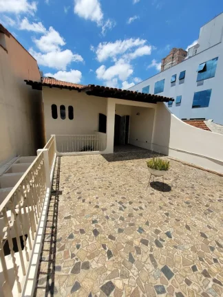 Imagem Sobrado Maravilhoso 229 m² 3 Dormitorios e Cinco Vagas de Garagens