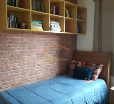 Imagem Apartamento reformado de 96m², com 3 dormitórios, sendo 1 suíte e outro adaptado como escritório...