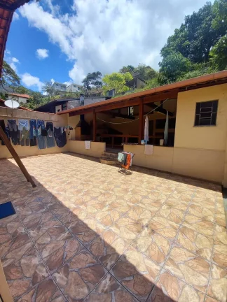 Imagem VENDO ESTA LINDA CASA NO BAIRRO: CASCATINHA - NOVA FRIBURGO.