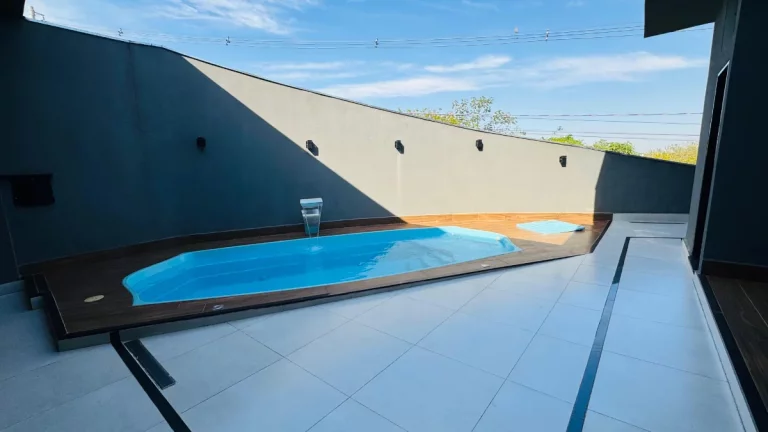 Imagem Casa de vila para venda em Jardim Piratininga com 3 quartos, sendo 2 suítes, 304m2