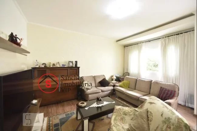 Imagem Casa t?(C)rrea com 3 dormitórios a venda na Mooca. Garagem para 4 carros e churrasqueira.