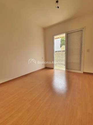 Imagem Excelente oportunidade de adquirir sua casa dos sonhos em um charmoso condomínio, situado ao lado d...