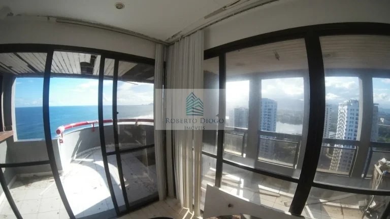 Imagem Imperdível: Cobertura à venda na Barra da Tijuca, Rio de Janeiro - 1 quarto, 1 sala, 2 banheiros, 2 vagas, 103m²