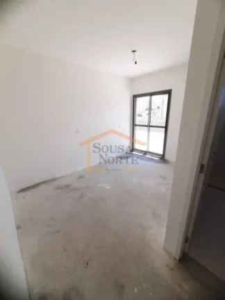 Imagem Apartamento recém-entregue, no contra piso, dispõe de 3 dormitórios, sendo os 3 suítes, sala par...