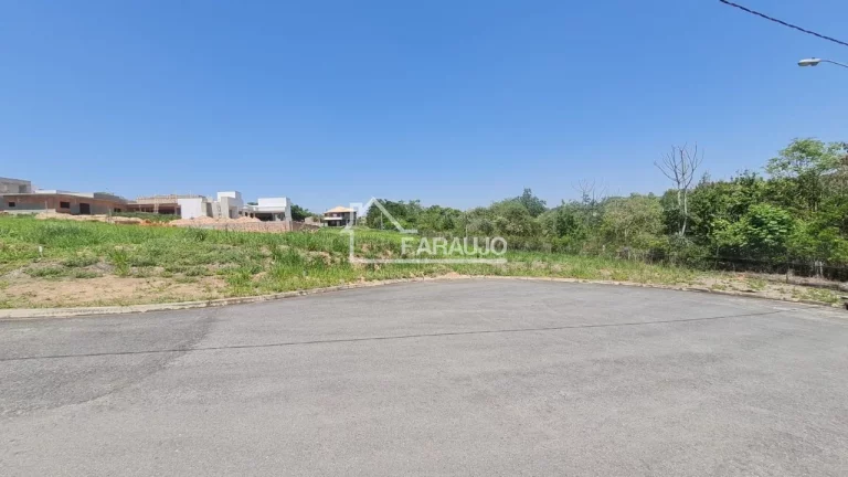Imagem Terreno à venda comem Condomínio fechado em Araçoiaba da Serra-SP!