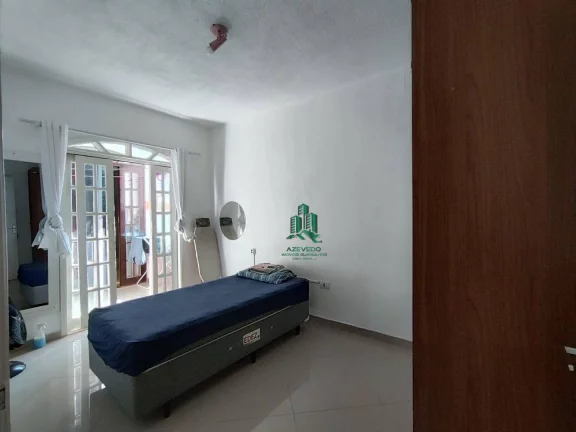 Imagem Lindo Sobrado de esquina com 170mt² - 3 dorm. /2 Banheiros e 3 Vagas