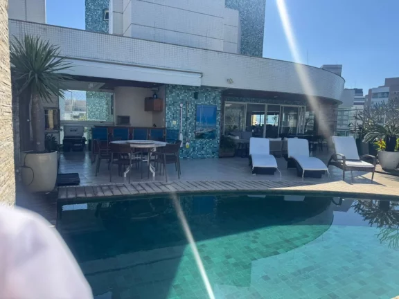 Imagem Luxuosa cobertura pé na areia à venda na Riviera de São Lourenço Módulo 07: 4 quartos, 4 suítes, 3 salas, 4 vagas de garagem, 400,03 m².