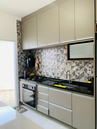 Imagem Sobrado à Venda com 60m², 02 dormitórios - Bairro Vitiello, Boituva/SP