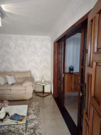 Imagem Sobrado com 3 dormitórios à venda, 275 m² por R$ 1.000.000,00 - Vila Correa - Ferraz de Vasconcelos/SP