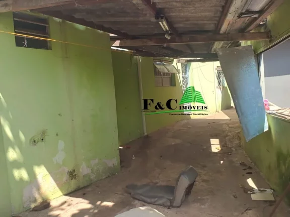 Imagem Casa / Sobrado para Venda em Limeira, Parque Hippolyto, 3 dormitórios, 2 banheiros, 3 vagas