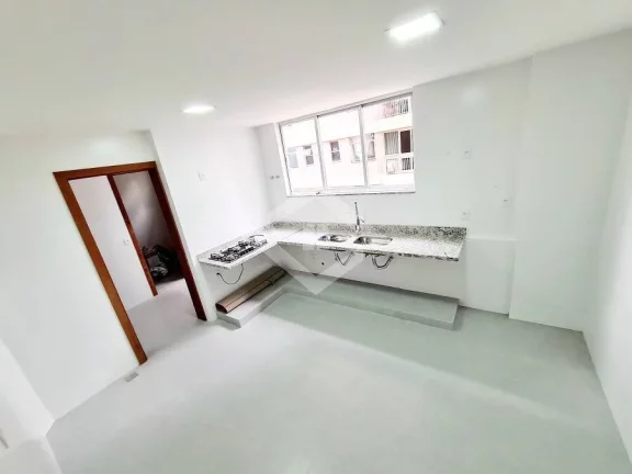 Imagem Apartamento de 4 Quartos para Venda em Copacabana com 185 m²