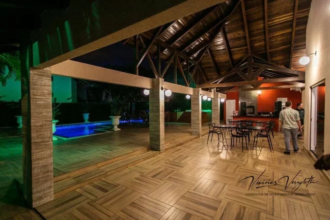 Imagem Casa para Temporada em Balneário Camboriú / SC no bairro Centro