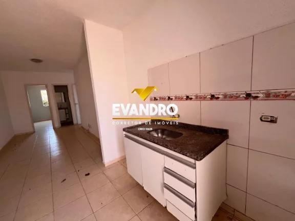 Imagem Casa em Condomínio para Venda em Cuiabá / MT no bairro Jardim Imperial