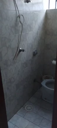 Imagem Barracão com 230m² com escritório, 2 banheiros e mezanino, vagas para recuo.Perto da Santa Casa, ...