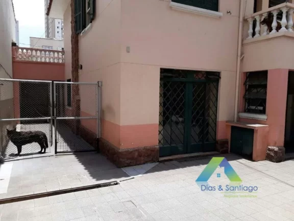 Imagem ACLIMAÇÃO Sobrado 350M² e EDICULA, 3 dormitórios 1 suíte, varanda gourmet, 7 vagas a 800 metros da estação do metro Vergueiro !!!