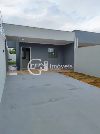 Imagem Casa à venda em Campo Grande-MS, no bairro Jardim Noroeste. Com 2 quartos, 1 suíte, sala, 2 vagas de garagem e 66,00 m² de área. Aproveite!