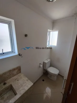 Imagem Sobrado à Venda com 3 dormitórios, 4 vagas, Vila América, Santo André