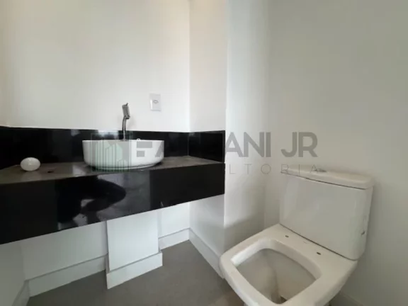 Imagem Apartamento para locação na Vila Mariana, São Paulo-SP: 3 quartos, 1 suíte, 3 salas, 3 banheiros, 2 vagas de garagem, 100m² de área.