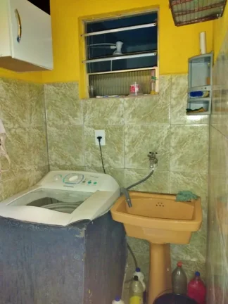 Imagem Casa para Venda em Praia Grande, Caiçara, 2 dormitórios, 1 banheiro, 2 vagas