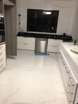 Imagem Cobertura com 4 dormitórios à venda, 500 m² por R$ 1.750.000,00 - Parque Renato Maia - Guarulhos/SP