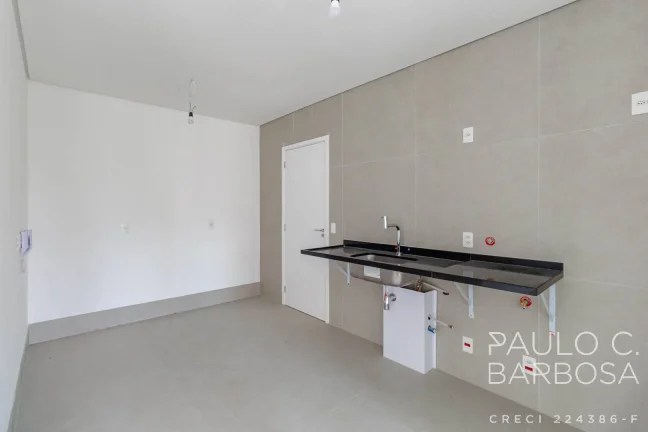 Imagem Pinheiros Venda - 4 Suítes - 3 vagas - 230m²