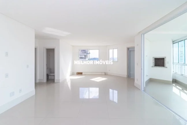 Imagem Apartamento com 121,23m² à Venda no Edifício San Gennaro - Centro de Balneário Camboriú - SC