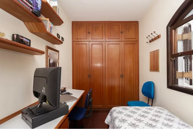 Imagem Casa com 4 Quartos à Venda, 213 m² em Vila Monumento - São Paulo