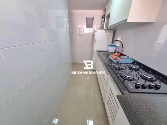 Imagem PITANGUEIRAS- UMA QUADRA DA PRAIA COM VISTINHA LATERAL , CONDOMÍNIO BAIXO , GARAGEM.