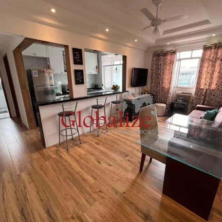 Imagem APARTAMENTO 02 DORMITÓRIOS, R$415.000,00, TODO REFORMADO, COZINHA AMERICANA, PRÓXIMO À PRAIA, 01 VAGA DE GARAGEM SUFICIENTE