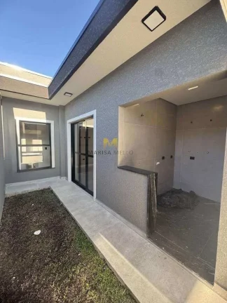 Imagem Casa de Alto Padrãoà venda, com píscina 2 suítes no Centro de Piraquara