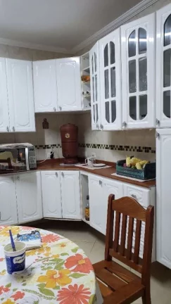 Imagem Casa com 4 dormitórios à venda, 253 m² por R$ 560.000,00 - Vila Amorim - Suzano/SP